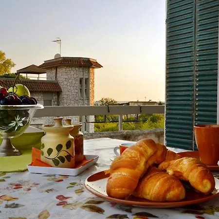 Casa Flora Formia